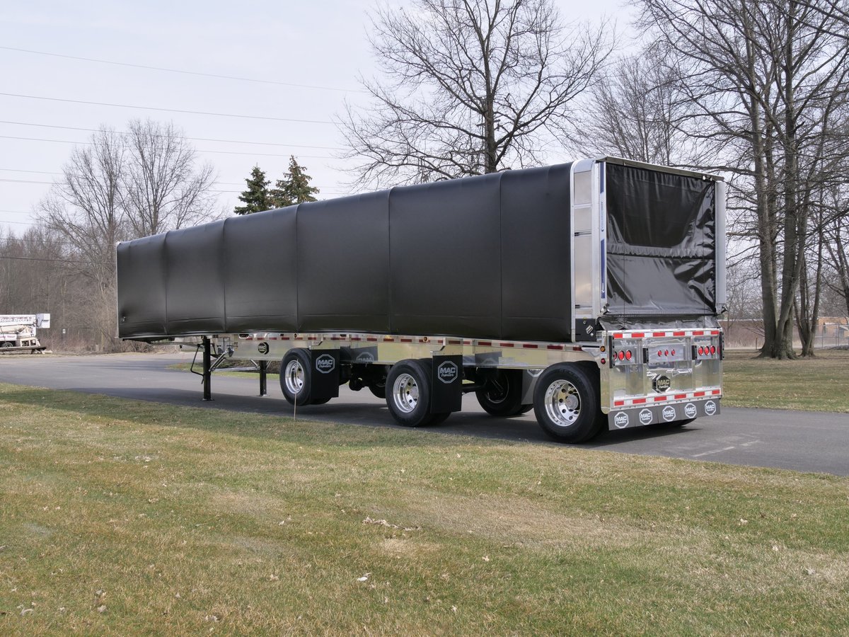 Flatbed Trailer with Conestoga 